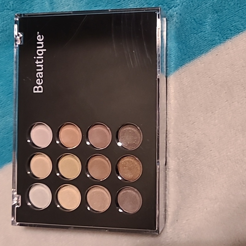 Eyeshadow Palette and More!!